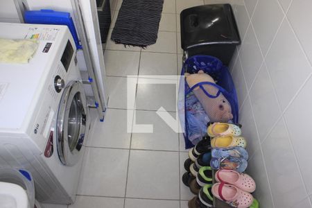 Apartamento para alugar com 64m², 2 quartos e 1 vagaÁrea de serviço