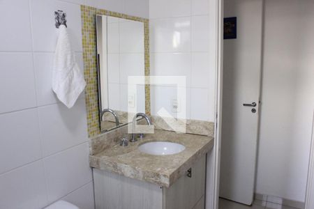 Apartamento para alugar com 64m², 2 quartos e 1 vagaBanheiro da suíte