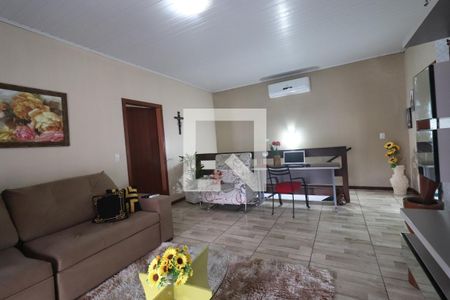 Casa para alugar com 219m², 2 quartos e 1 vagaCasa fundos / Sala