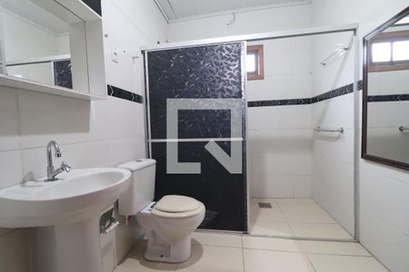 Casa à venda com 219m², 2 quartos e 1 vagaCasa da Frente - Banheiro