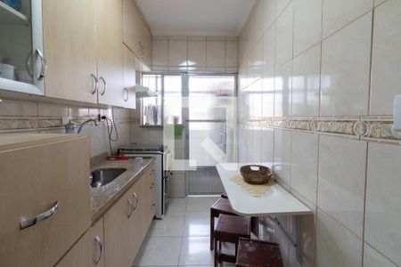 Apartamento para alugar com 80m², 2 quartos e 1 vaga Apartamento para alugar com 80m², 2 quartos e 1 vagaCozinha