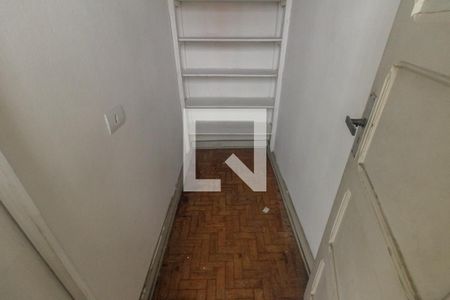 Apartamento à venda com 70m², 2 quartos e sem vagaDespensa