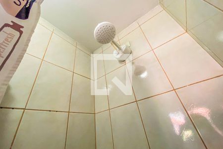 Banheiro de kitnet/studio para alugar com 1 quarto, 18m² em Santo Amaro, São Paulo