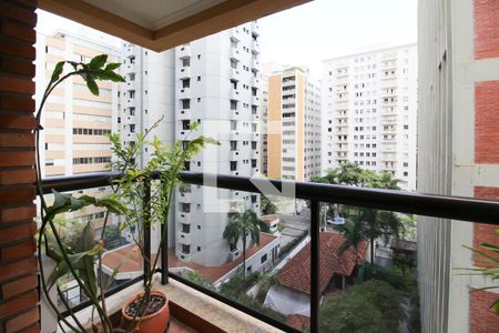 Apartamento à venda com 180m², 2 quartos e 2 vagasVaranda da Suíte 1