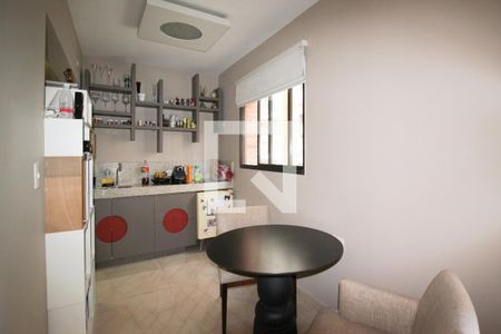 Apartamento à venda com 180m², 2 quartos e 2 vagasCozinha 1