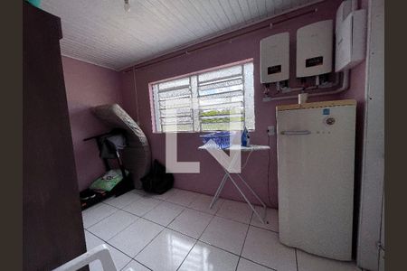 Casa à venda com 300m², 4 quartos e 2 vagas Casa à venda com 300m², 4 quartos e 2 vagasÁrea de Serviço