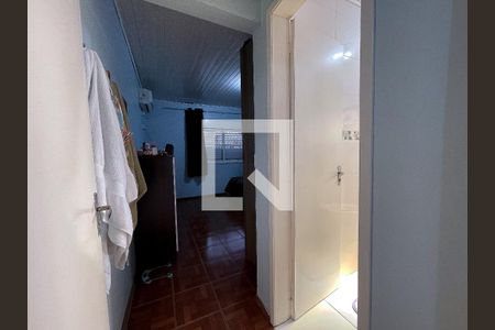 Casa à venda com 300m², 4 quartos e 2 vagas Casa à venda com 300m², 4 quartos e 2 vagasCorredor