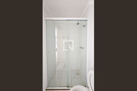 Apartamento para alugar com 55m², 2 quartos e 1 vaga Apartamento para alugar com 55m², 2 quartos e 1 vagaBanheiro da Suíte