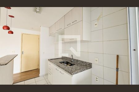 Apartamento para alugar com 55m², 2 quartos e 1 vaga Apartamento para alugar com 55m², 2 quartos e 1 vagaCozinha