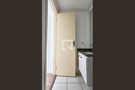 Apartamento para alugar com 55m², 2 quartos e 1 vaga Apartamento para alugar com 55m², 2 quartos e 1 vagaBanheiro