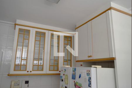 Casa para alugar com 411m², 4 quartos e 2 vagasCozinha