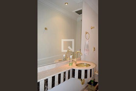 Casa para alugar com 411m², 4 quartos e 2 vagasLavabo