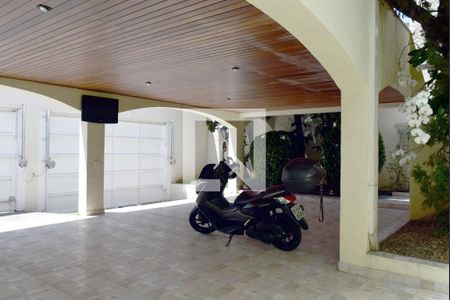 Casa para alugar com 411m², 4 quartos e 2 vagasGaragem