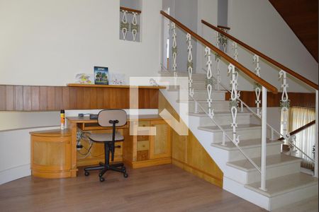 Casa para alugar com 411m², 4 quartos e 2 vagasHome office