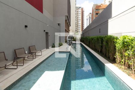Studio à venda com 25m², 1 quarto e sem vagaÁrea comum - Piscina