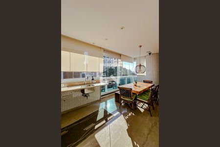 Varanda da Sala de apartamento à venda com 5 quartos, 335m² em Vila Regente Feijó, São Paulo