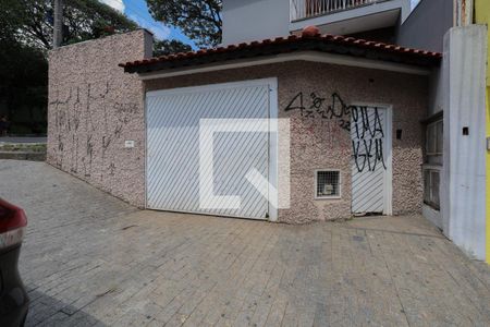 Casa à venda com 220m², 4 quartos e 5 vagasFachada