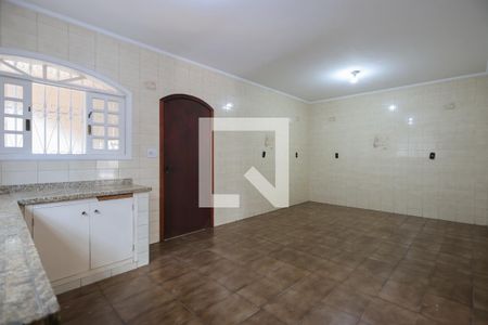 Casa à venda com 220m², 4 quartos e 5 vagasCozinha