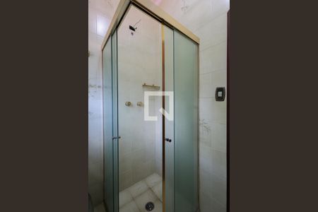 Casa à venda com 220m², 4 quartos e 5 vagasBanheiro