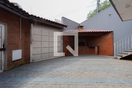 Casa à venda com 220m², 4 quartos e 5 vagasGaragem
