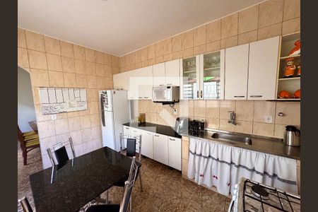 Casa à venda com 360m², 3 quartos e 3 vagasCozinha