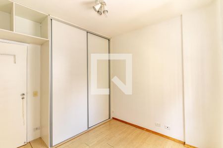 Apartamento à venda com 60m², 2 quartos e 2 vagasQuarto 2