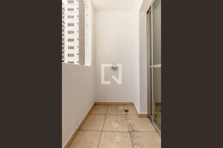 Sacada de apartamento à venda com 2 quartos, 60m² em Moema, São Paulo