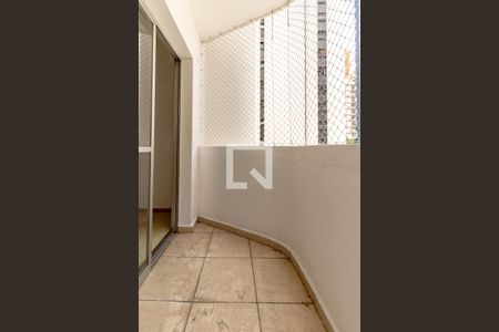 Sacada de apartamento à venda com 2 quartos, 60m² em Moema, São Paulo