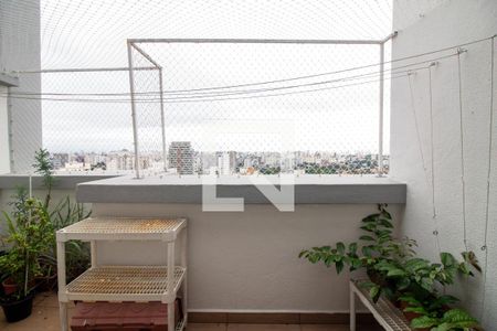 Apartamento à venda com 129m², 3 quartos e 3 vagas Apartamento à venda com 129m², 3 quartos e 3 vagasVaranda da Suite 2