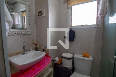 Apartamento à venda com 129m², 3 quartos e 3 vagas Apartamento à venda com 129m², 3 quartos e 3 vagasBanheiro da Suíte 1