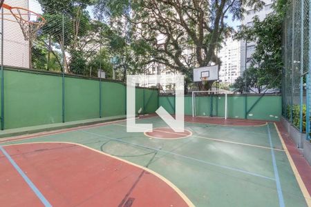 Apartamento à venda com 129m², 3 quartos e 3 vagas Apartamento à venda com 129m², 3 quartos e 3 vagasÁrea comum - Quadra