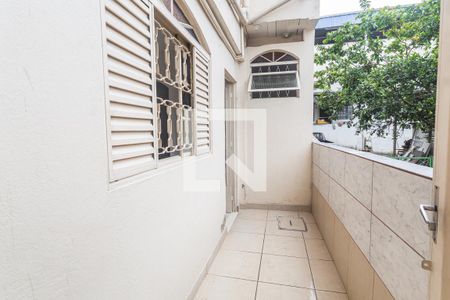 Casa para alugar com 65m², 2 quartos e sem vagaÁrea serviço