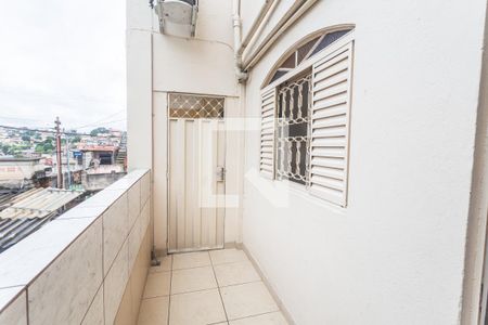 Casa para alugar com 65m², 2 quartos e sem vagaÁrea serviço