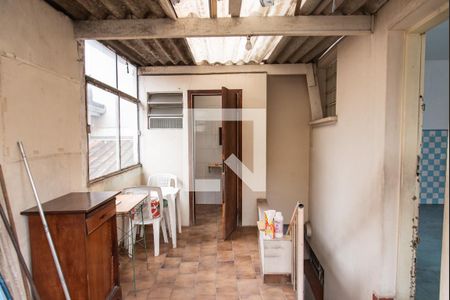 Casa à venda com 140m², 2 quartos e 2 vagas Casa à venda com 140m², 2 quartos e 2 vagasÁrea de serviço