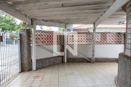 Casa à venda com 140m², 2 quartos e 2 vagas Casa à venda com 140m², 2 quartos e 2 vagasGaragem