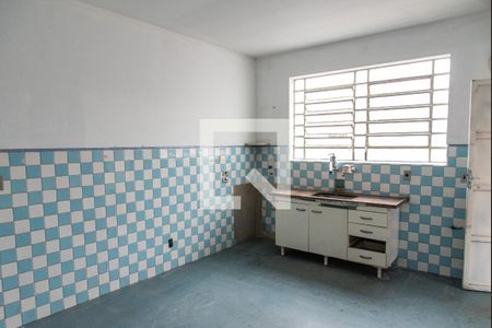 Casa à venda com 140m², 2 quartos e 2 vagas Casa à venda com 140m², 2 quartos e 2 vagasCozinha