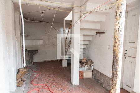 Casa à venda com 140m², 2 quartos e 2 vagas Casa à venda com 140m², 2 quartos e 2 vagasBanheiro de serviço