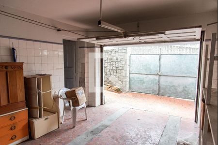 Casa à venda com 140m², 2 quartos e 2 vagas Casa à venda com 140m², 2 quartos e 2 vagasGaragem