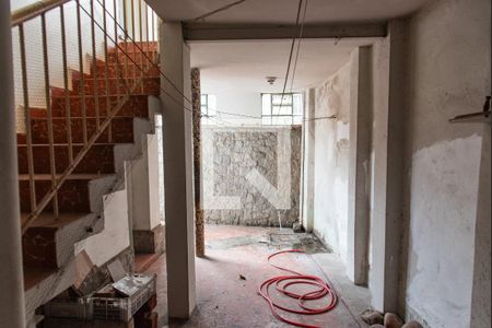 Casa à venda com 140m², 2 quartos e 2 vagas Casa à venda com 140m², 2 quartos e 2 vagasBanheiro de serviço