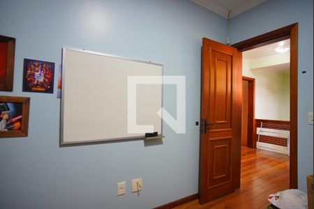 Casa à venda com 310m², 4 quartos e 3 vagasQuarto 4 - Segundo Andar