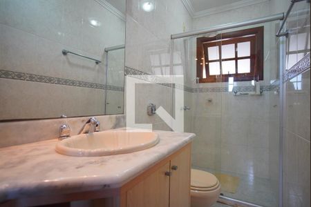 Casa à venda com 310m², 4 quartos e 3 vagasBanheiro da Suíte 2 - Segundo Andar