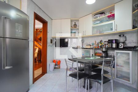 Casa à venda com 310m², 4 quartos e 3 vagasCozinha