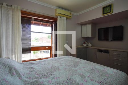 Casa à venda com 310m², 4 quartos e 3 vagasSuíte 1 - Segundo Andar