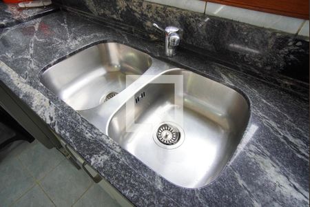 Casa à venda com 310m², 4 quartos e 3 vagasCozinha - Torneira