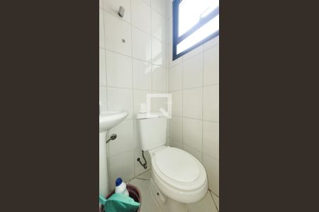 Apartamento à venda com 91m², 3 quartos e 1 vaga Apartamento à venda com 91m², 3 quartos e 1 vagaBanheiro de Serviço