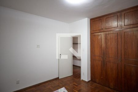 Apartamento à venda com 170m², 3 quartos e 1 vaga Apartamento à venda com 170m², 3 quartos e 1 vagaQuarto 2