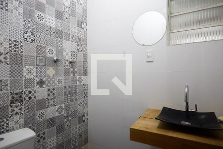 Apartamento à venda com 170m², 3 quartos e 1 vaga Apartamento à venda com 170m², 3 quartos e 1 vagaBanheiro 2