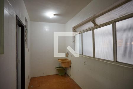 Apartamento à venda com 170m², 3 quartos e 1 vaga Apartamento à venda com 170m², 3 quartos e 1 vagaÁrea de Serviço