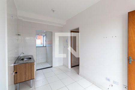 Sala/Cozinha de apartamento à venda com 2 quartos, 42m² em Vila Franci, São Paulo