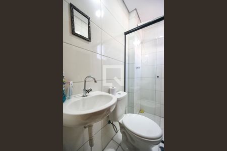 Apartamento à venda com 33m², 2 quartos e sem vaga Apartamento à venda com 33m², 2 quartos e sem vagaBanheiro